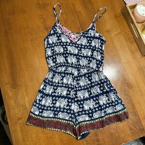Angie- Elephant print Romper w/pockets! Size Large